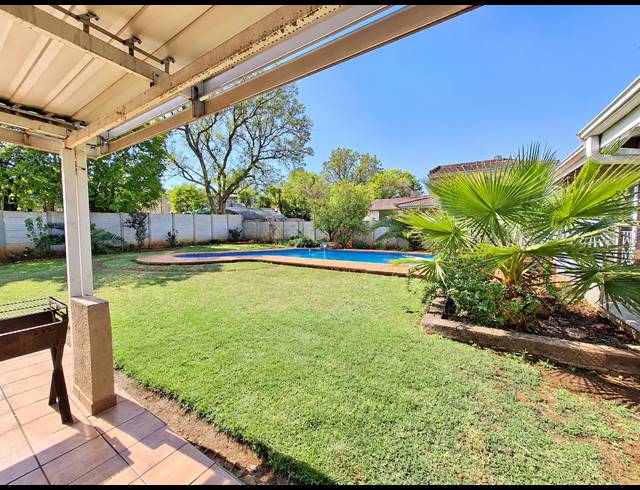 6 BEDROOM HOUSE FOR SALE IN VANDERBIJLPARK SE 2